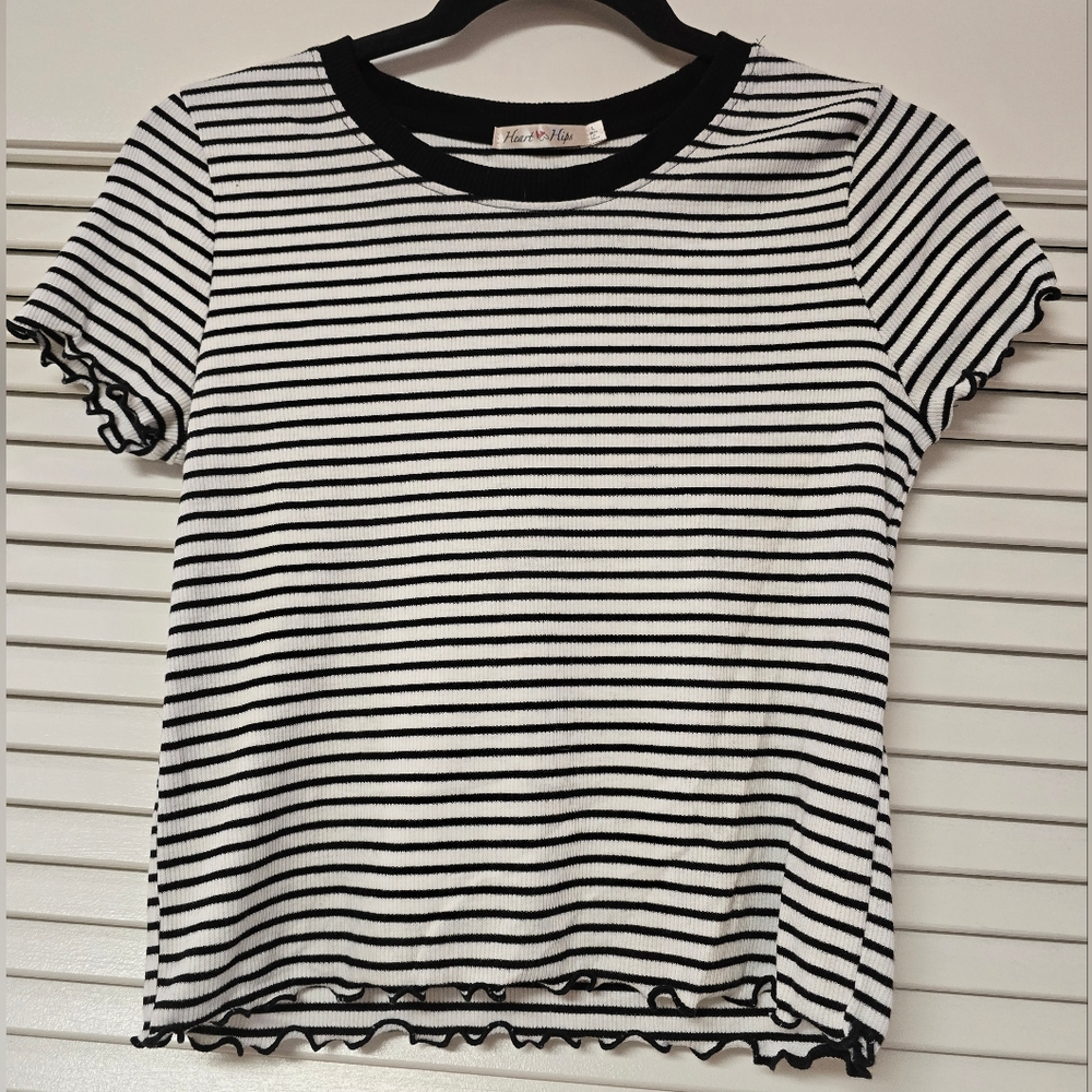 Heart & Hips - Black & White Stripe Ribbed Short-Sleeve Top